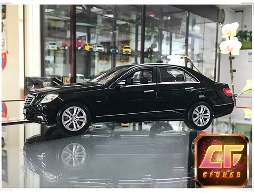 Mô hình Mercedes Benz E Class