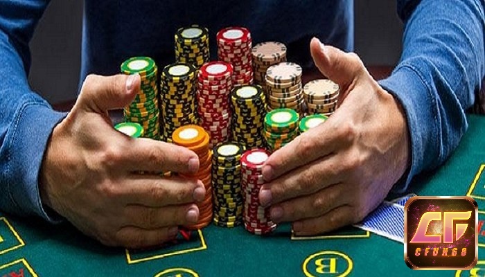 Chơi 1 số tiền nhỏ là một cách bắt hoà trong Baccarat