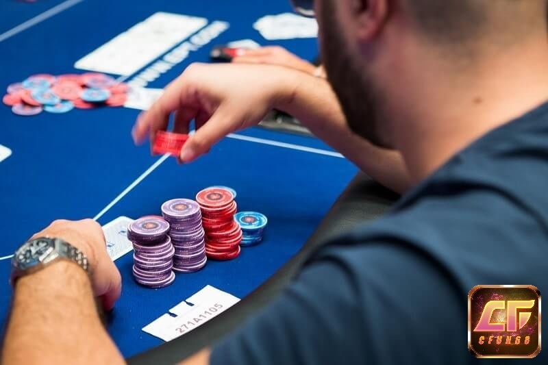 Donk bet Poker là gì? Cách chơi, thời điểm donk bet hiệu quả